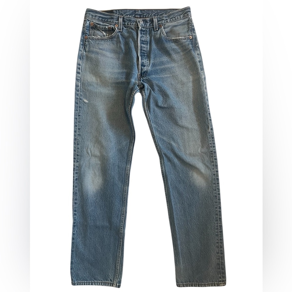 Vintage Levi’s 501xx men’s waist size 35
